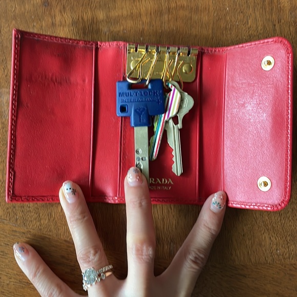 Prada red key holder - Picture 5 of 5
